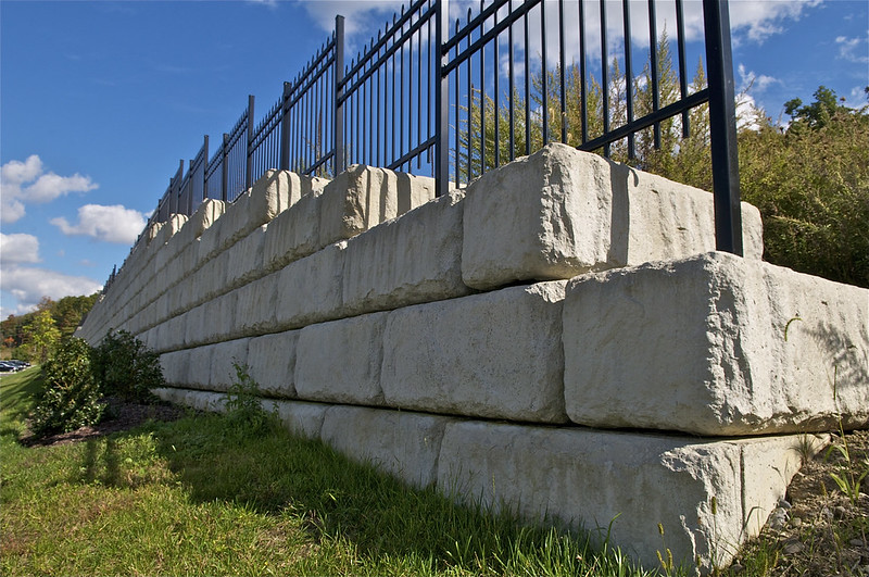 block retaining wall